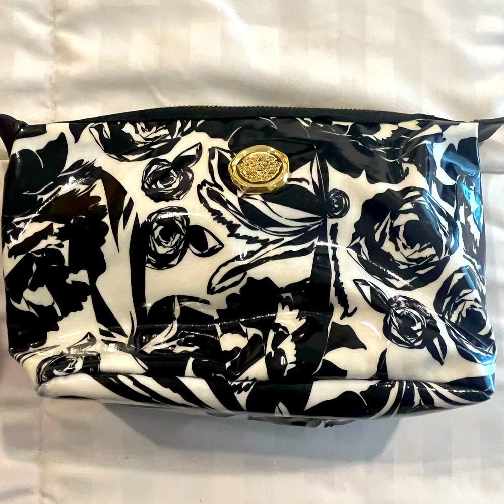 Makeup bag